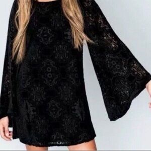 Show Me Your MuMu
Velvet mini dress